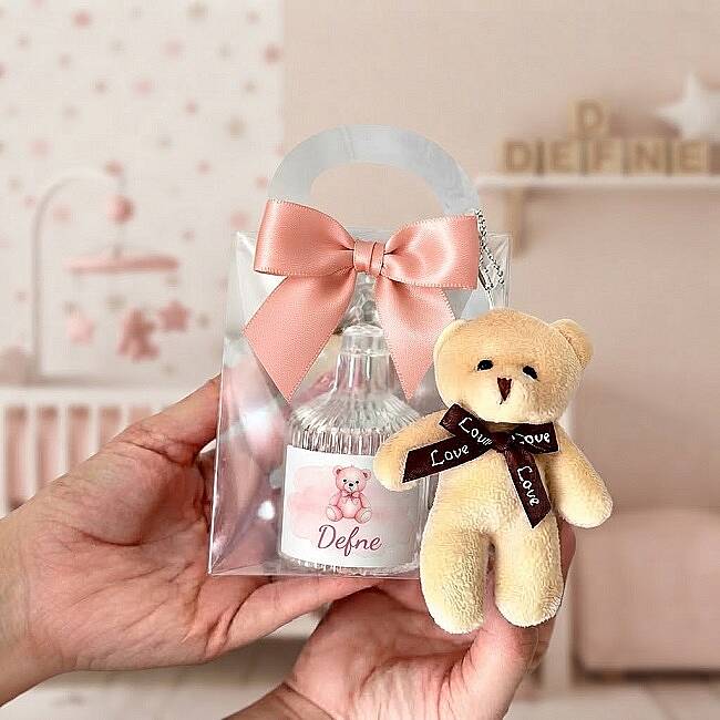 BEBEK HEDİYELİĞİ, ŞEFFAF ÇANTA İÇİNDE MUM VE AYICIK ANAHTARLIK - 2