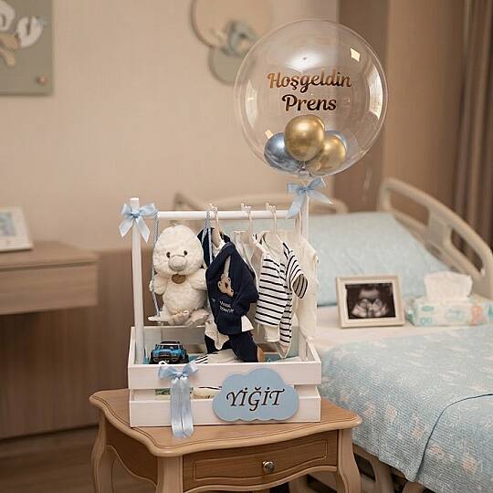 ERKEK BEBEK AHŞAP KASALI HEDİYE SETİ