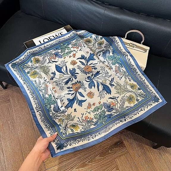 FULAR, 70 X 70 CM - 1